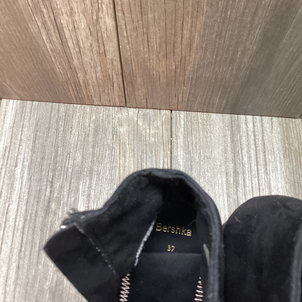 Bershka Booties Heeled Ankle Boots Zippered SIZE 6.5 Faux Suede Black Women’s - Picture 11 of 16